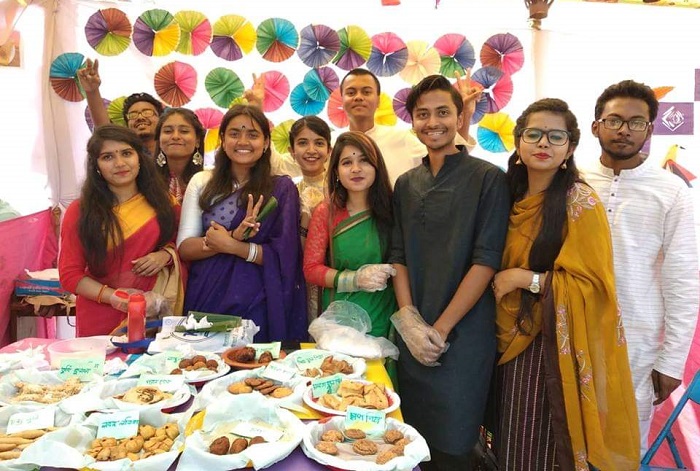 চবিতে পিঠা উৎসব ও হিম আড্ডা