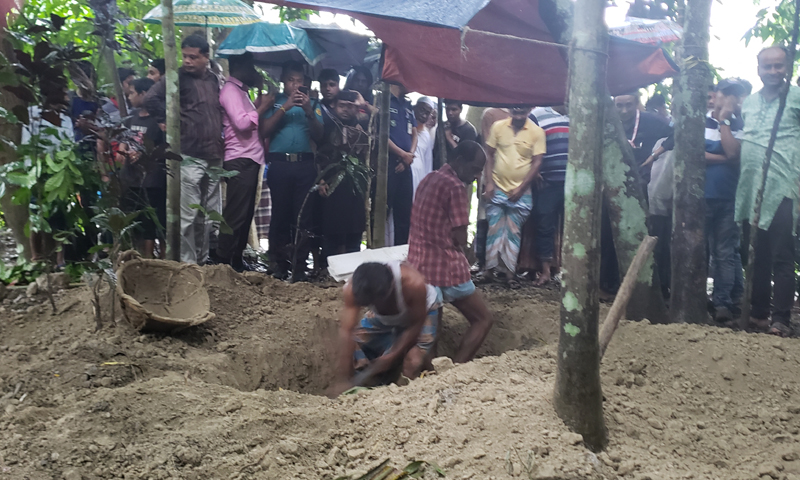 নাইমুল আবরারের মরদেহ কবর থেকে উত্তোলন