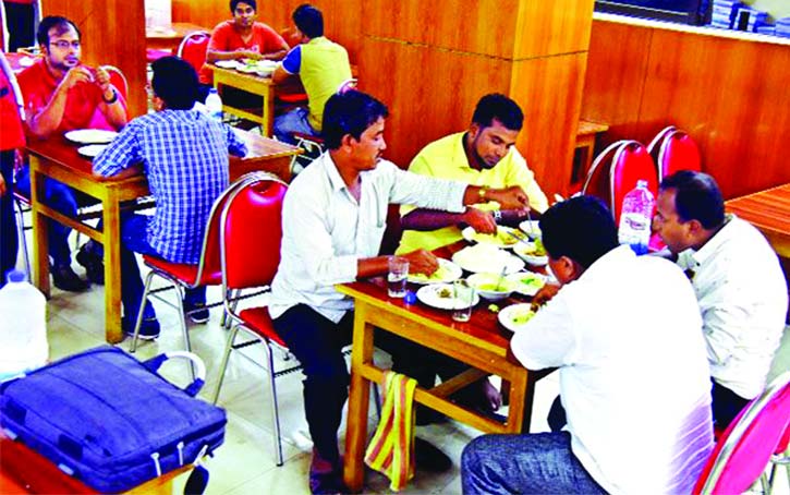 জনস্বাস্থ্য রক্ষায় ব্যবস্থা নিন