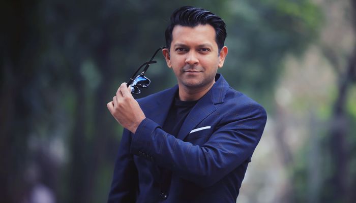 স্বেচ্ছাবন্দি তাহসান