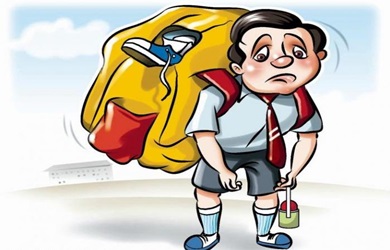 বইয়ের চাপে আনন্দহীন শিশুর জীবন