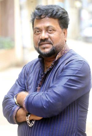 দেশে ফিরতে পারছেন না এন্ড্রু কিশোর