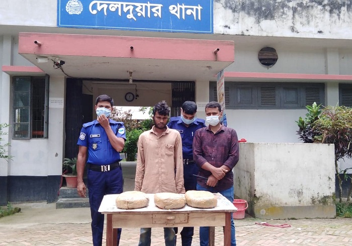 দেলদুয়ারে ৫ কেজি গাঁজাসহ মাদক ব্যবসায়ী গ্রেপ্তার